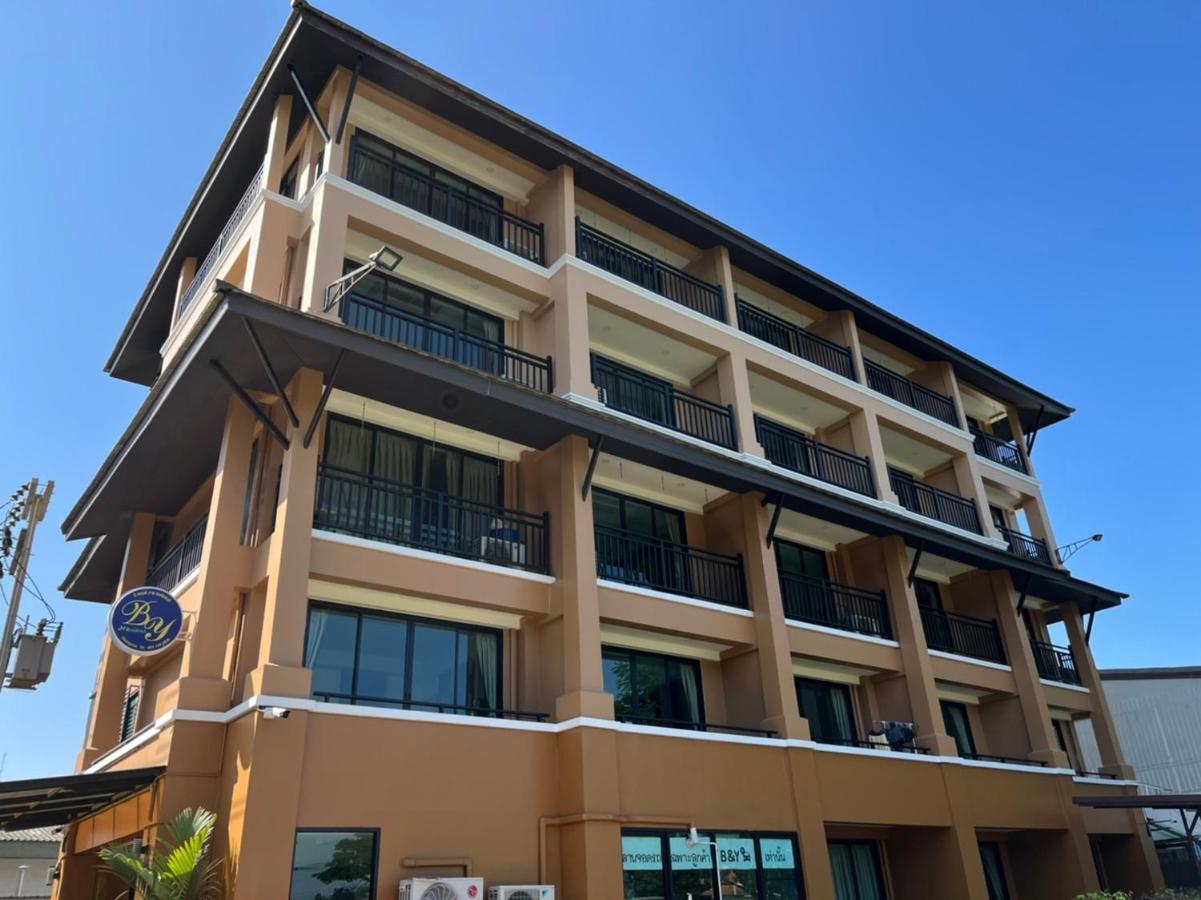 B And Y Residence Τσιάνγκ Μάι Εξωτερικό φωτογραφία