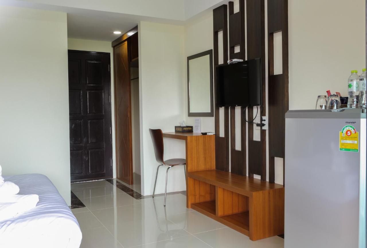 B And Y Residence Τσιάνγκ Μάι Εξωτερικό φωτογραφία